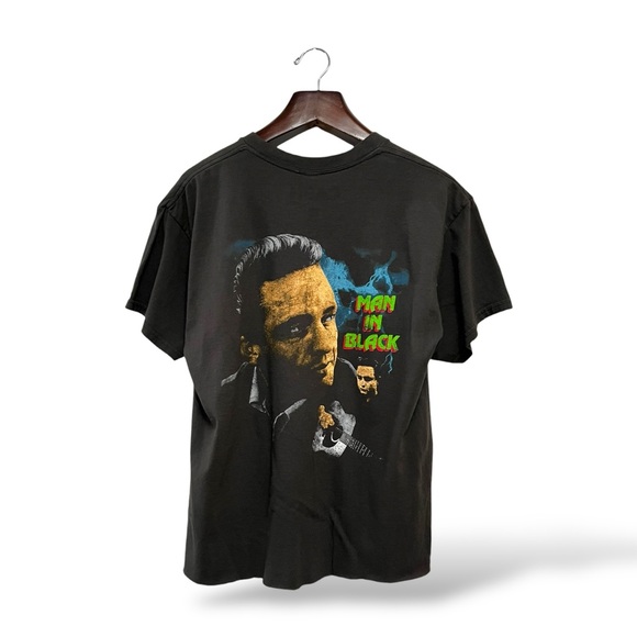 Johnny Cash Merch Traffic Black Pigment Dye Smokey Guitar Crop T-Shirt, Medium - Picture 5 of 8